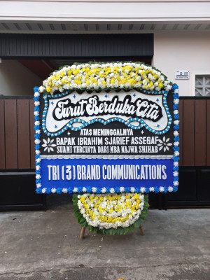 Papan Bunga Duka di Air Napal